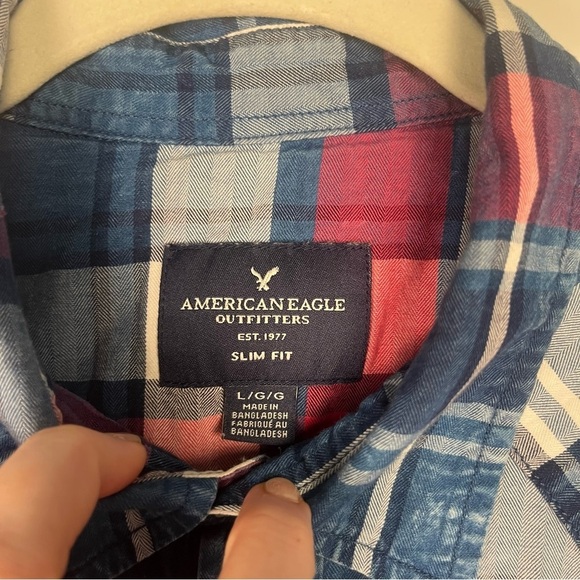 5 FOR $20 American Eagle Slim Fit Blue and Red Plaid Button-Up Shirt - Picture 5 of 7